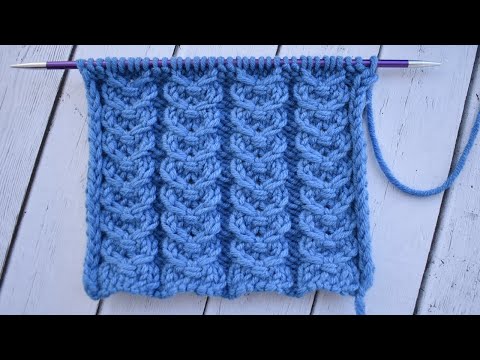 Видео: УЗОР ИЗ НЕОБЫЧНЫХ КОС | КРАСИВЫЙ УЗОР СПИЦАМИ ДЛЯ СВИТЕРА.