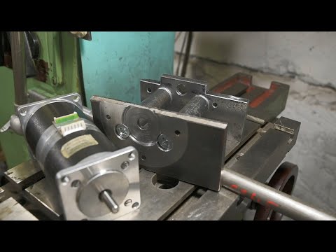 Видео: Компоновка продольной автоподачи фрезерного станка НГФ 110, первые опыты. Много токарки и фрезеровки