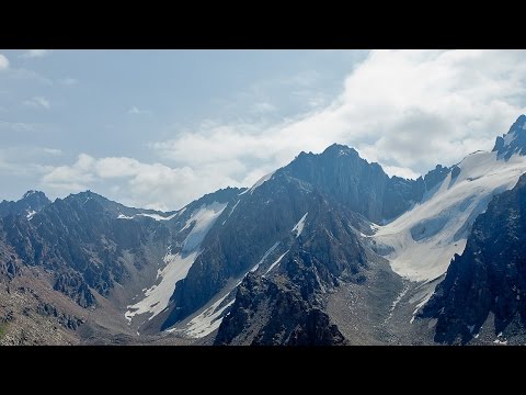 Видео: Восхождение на пик В.Маяковского