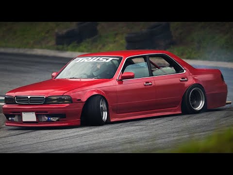 Видео: Nissan Laurel C34 Drift ✦ Уродливый Skyline для дрифта?