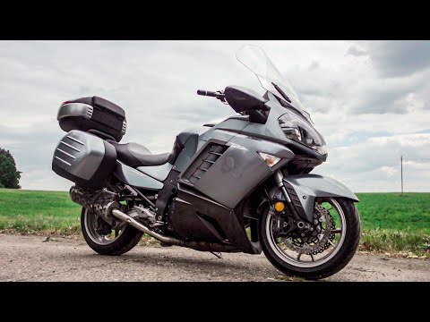 Видео: Вот почему Kawasaki GTR1400 ЛУЧШЕ, чем Yamaha FJR1300