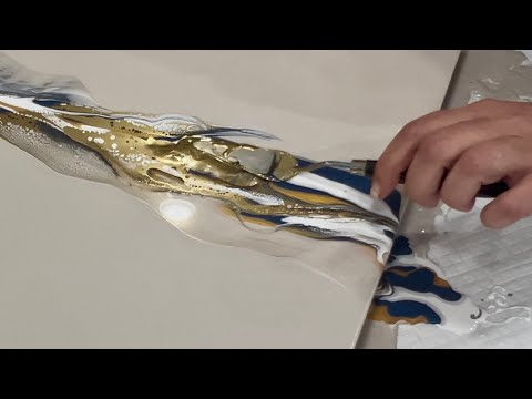 Видео: НОВИНКА! Жидкое искусство с сияющим золотом – акриловая заливка – аукцион TLP по оказанию помощи ...