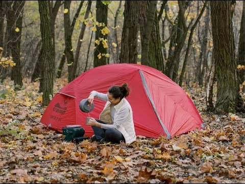 Видео: Палатка намет Tramp Cloud 2 Si TRT-092-red красная