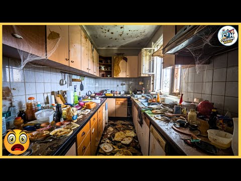 Видео: 💔 Разбитое сердце и тёмные секреты: Уборка грязного дома! 🏚️✨