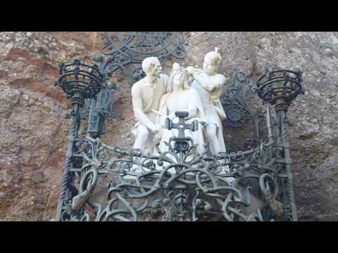 Видео: Святая пещера монастыря Монтсеррат. Каталония