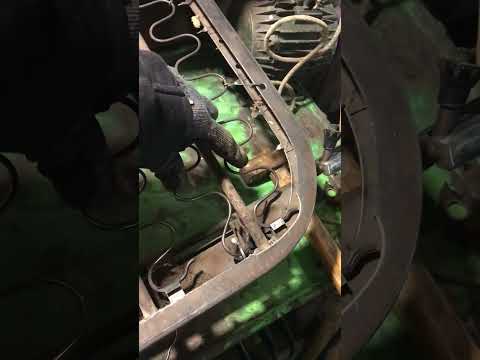 Видео: Ремонт сиденья ВАЗ 2104  #ремонт #сидение #ваз2104