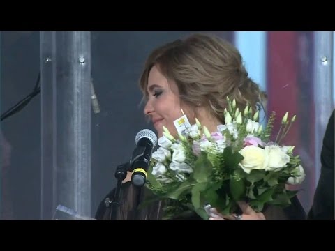 Видео: Пелагея победила в номинации "Самая стильная по версии сайта HELLO.RU"