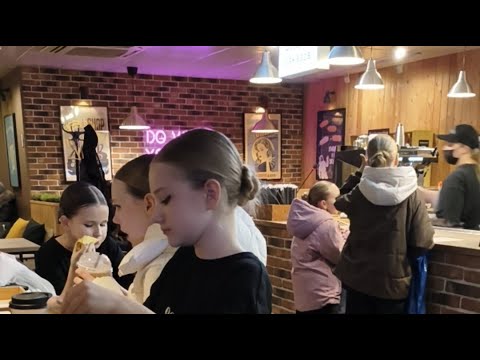 Видео: Есть тема Life онлайн.. В город приехали гимнастки.. ✨