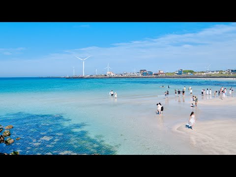 Видео: [4K] Прогулка по изумрудному побережью Кореи – Чистое море и тихие улицы