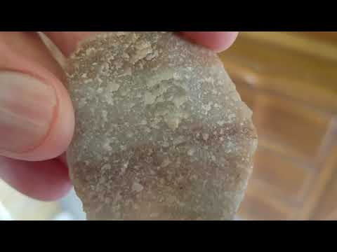 Видео: Кварц против кварцита