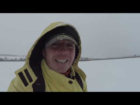 Видео: Первый лёд 2023 - 2024!!! Рыбалка с жерлицами на одном местном пруду