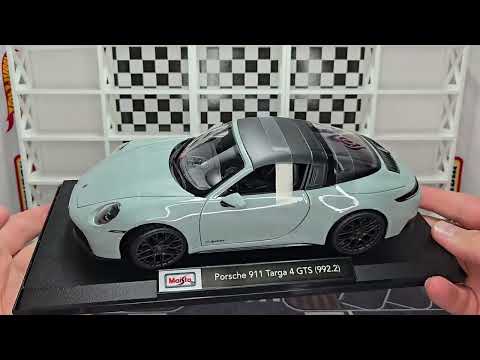 Видео: Распаковка: Maisto — Porsche 911 Targa 4 GTS в масштабе 1/18 — Новинка 2025 года