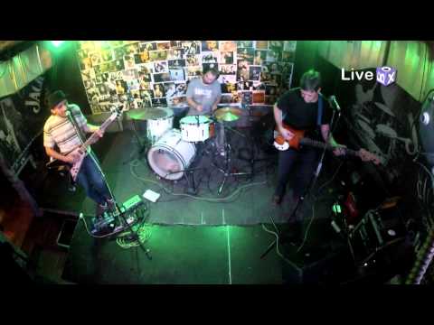 Видео: 3. Джанго Зе - Песента На Шофьора -- Livebox, Строежа