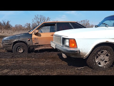 Видео: Какой привод РВЕТ БЕЗДОРОЖЬЕ??? Передний или задний??? Волга против девяточки!!!