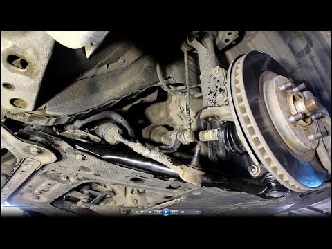 Видео: Замена рулевых наконечников на Nissan Qashqai 2,0 Ниссан Кашкай 2012 года