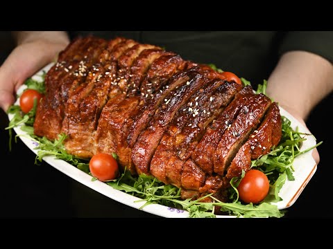 Видео: Вкусно, сочно! Мясо в духовке, праздничный рецепт!