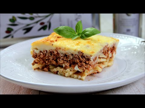 Видео: Самая вкусная паста с фаршем, бешамелем и сыром - Греческий пастиччо