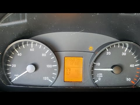 Видео: 🛠️ Техническое обслуживание Sprinter 🔧 | Ремонт ABS, тяги и противобуксовочной лампы