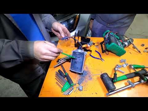 Видео: Ремонт Mercedes B-класс ED, проблема с изоляцией высоковольтной цепи. Нежданчик от Mercedes.