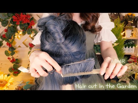 Видео: ASMR расчесывание волос & и стрижка в саду(русский субтитры)|Hair Cut & Hair brushing In the Garden