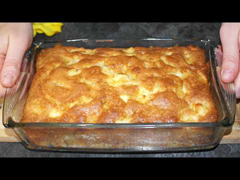 Видео: Идеальный яблочный пирог 🍎🍏, который тает во рту! Просто и вкусно! За 10 минут!