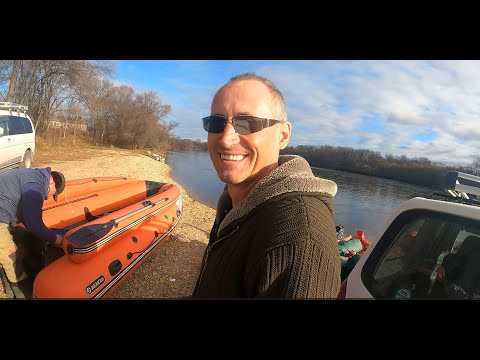 Видео: НАСТОЯЩАЯ ДРУЖБА ПОЗНАЕТСЯ В БЕДЕ... СЛУЧАЙ НА РЫБАЛКЕ...
