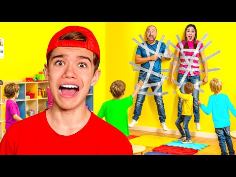 Видео: 24 Часа в ДЕТСКОМ САДУ !