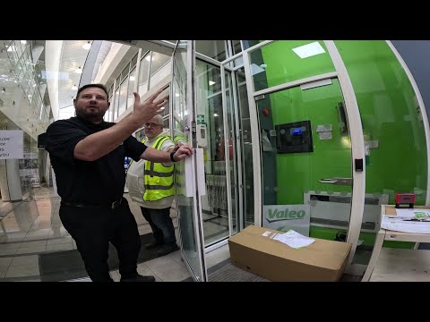 Видео: Бренд нельзя снимать, потому что он защищён авторским правом! 😮🎥🛸❌✔