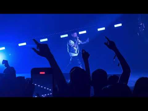 Видео: Oxxxymiron - Город под подошвой - live - Дубай, январь 2024