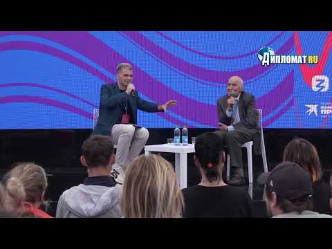 Видео: VK Fest 2022. Николай Дроздов. В мире людей и животных