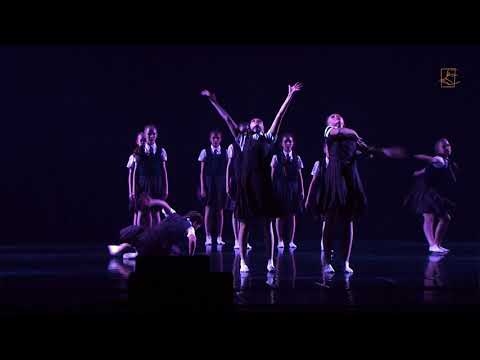 Видео: Школа-студия современного танца "Движение". "Сами по себе"