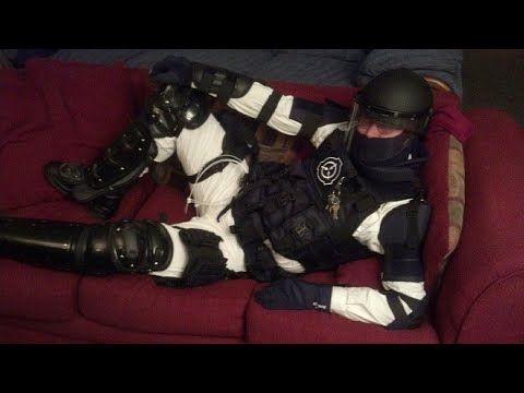 Видео: ХОЧЕШЬ СТАТЬ ОПЕРАТИВНИКОМ ФОНДА? - НЕ ВОПРОС! | Распаковка Набора "MTF" от Geekfunco