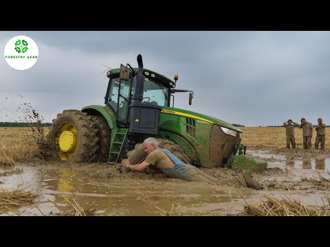 Видео: Подборка «Трактор застрял в грязи». Удивительные навыки тракториста №2