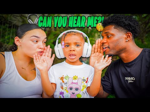 Видео: Семейный челлендж «Шепот» 😂 Вы не поверите, что она услышала!