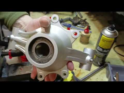 Видео: Втулки из полиуретана для STELS Guepard