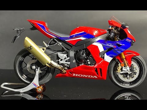 Видео: [Полное строительство] Honda CBR1000R-R Fireblade SP сделать его 1/12 Шаг за шагом сбор (Tamiya)