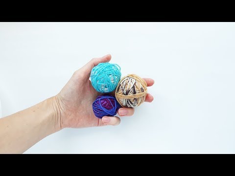 Видео: Минимализм в вязании // Как быстро извязать остатки пряжи // Философия осознанного вязания