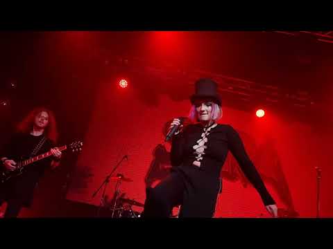 Видео: SARA- "Сколько мне осталось", Екатеринбург 28.10.2023