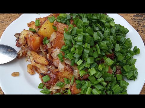 Видео: Жареная картошка по-деревенски на сметане. Хутор LV #картошка #картошкаподеревенски