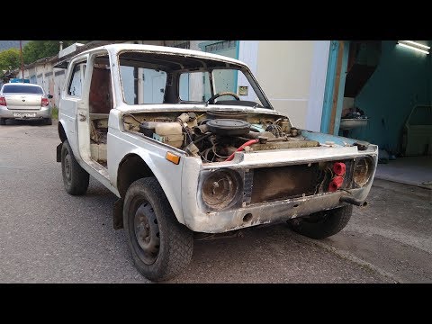 Видео: НИВА 1985г за 40тысяч - Доработка до Niva Urban 4 часть. Есть ли жизнь в порогах ?