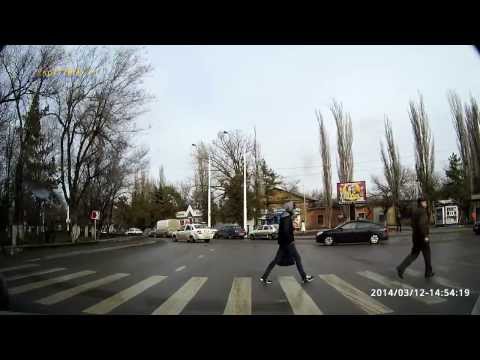 Видео: По Новочеркасску 12 марта 2014г.