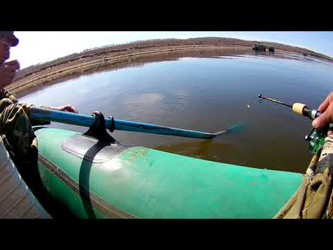 Видео: Открытие летнего сезона! Рыбалка с лодки!!!