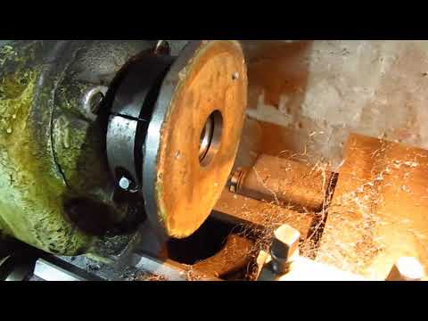 Видео: Замена 160-го патрона на 200й. Расточка кулачков. Смотреть на ускорении.