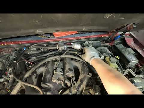 Видео: Замена двигателя ford explorer 2 (часть 1)