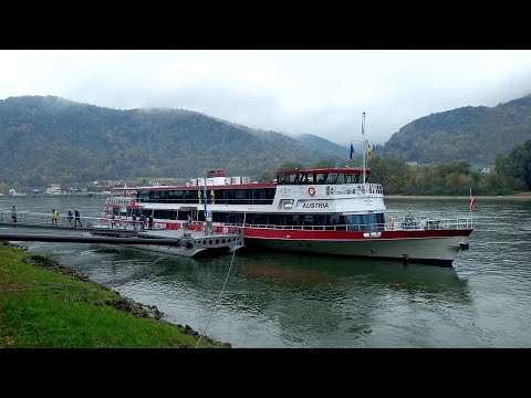 Видео: Прогулка на теплоходе по Дунаю (Австрия)