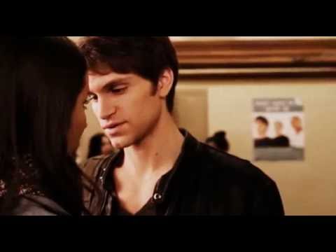 Видео: Toby & Spencer || Любить так просто