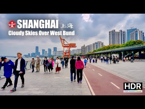 Видео: Облачное небо над Западным Бундом - Тихая прогулка у реки в Шанхае - 4K HDR