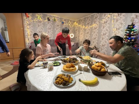 Видео: С Родителями Мужа за Вкусным Дастарханом / Где Я Купила Чудо Мази / 10D Авто Полики Колхоз / Влог251