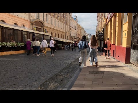 Видео: ЭТО САМАЯ КРАСИВАЯ УЛИЦА ЧЕРНОВЦОВ / УЛИЦА ОЛЬГИ КОБЫЛЯНСКОЙ ВДЕНЬ (ВСЯ УЛИЦА)