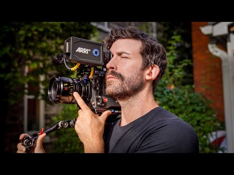 Видео: Я пытался получить работу в кино, используя камеру за 100 000 долларов